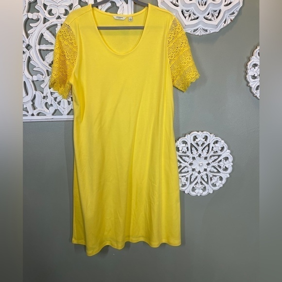 Liz Claiborne Lemon Zest Lace Sleeve Tee Shirt Dress Scoop Neck - Picture 1 of 5